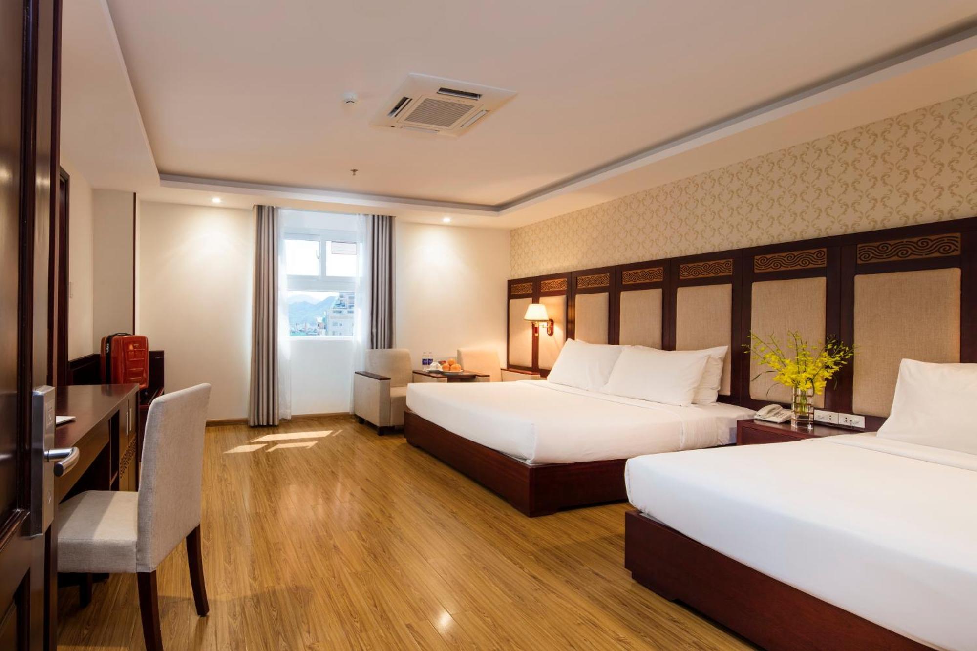 Galliot Hotel Nha Trang Exteriör bild