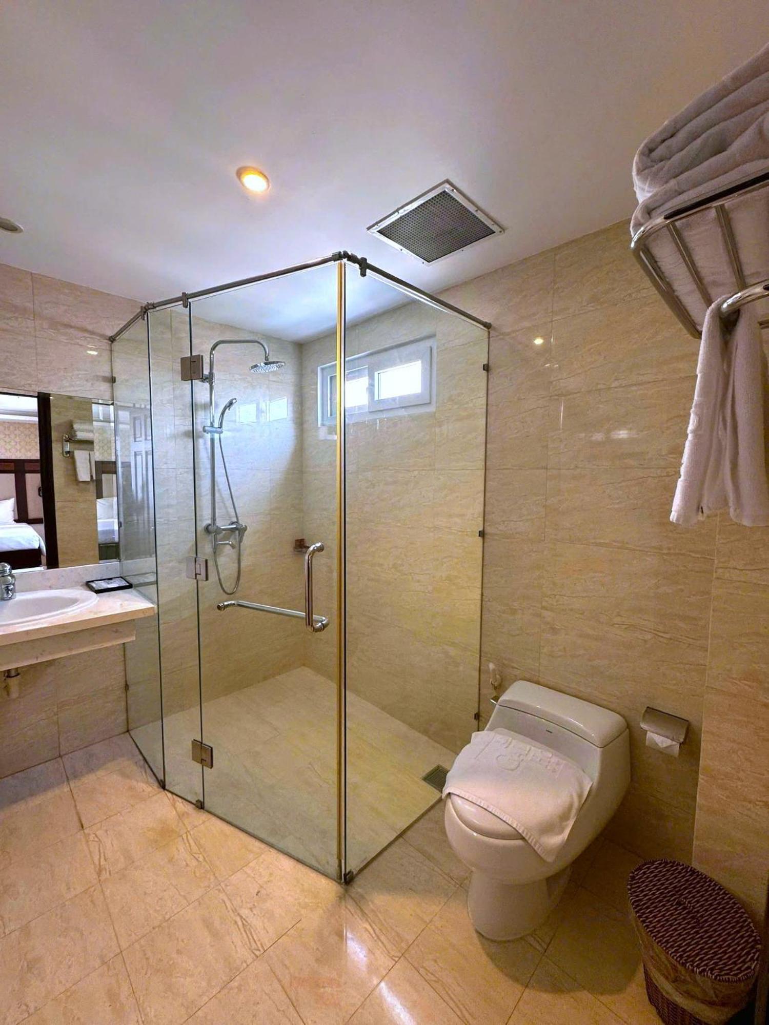 Galliot Hotel Nha Trang Exteriör bild