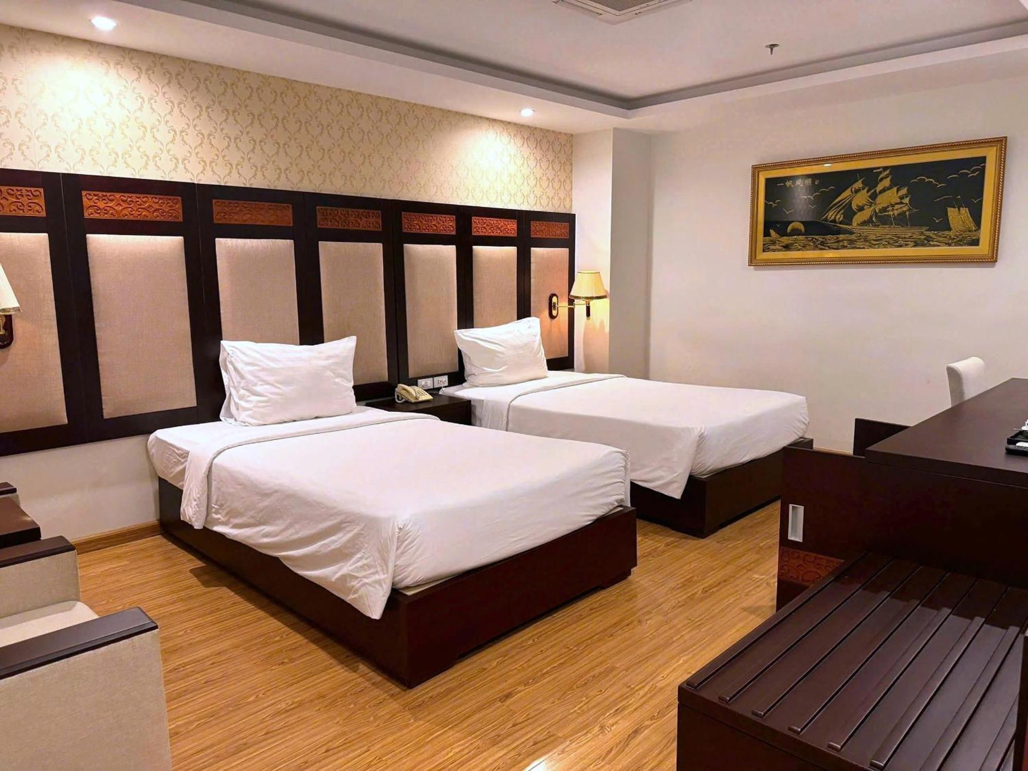 Galliot Hotel Nha Trang Exteriör bild